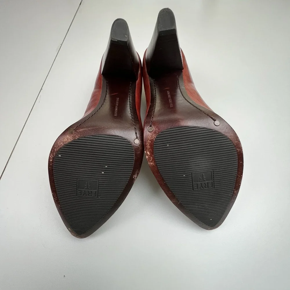 Womens Frye Regina Red Pump Taupe Stacked Heels Leather Size 9.5
